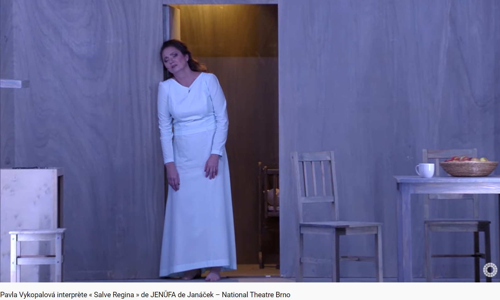 Janacek Jenufa Zdravas kralovno (Ave Maria)