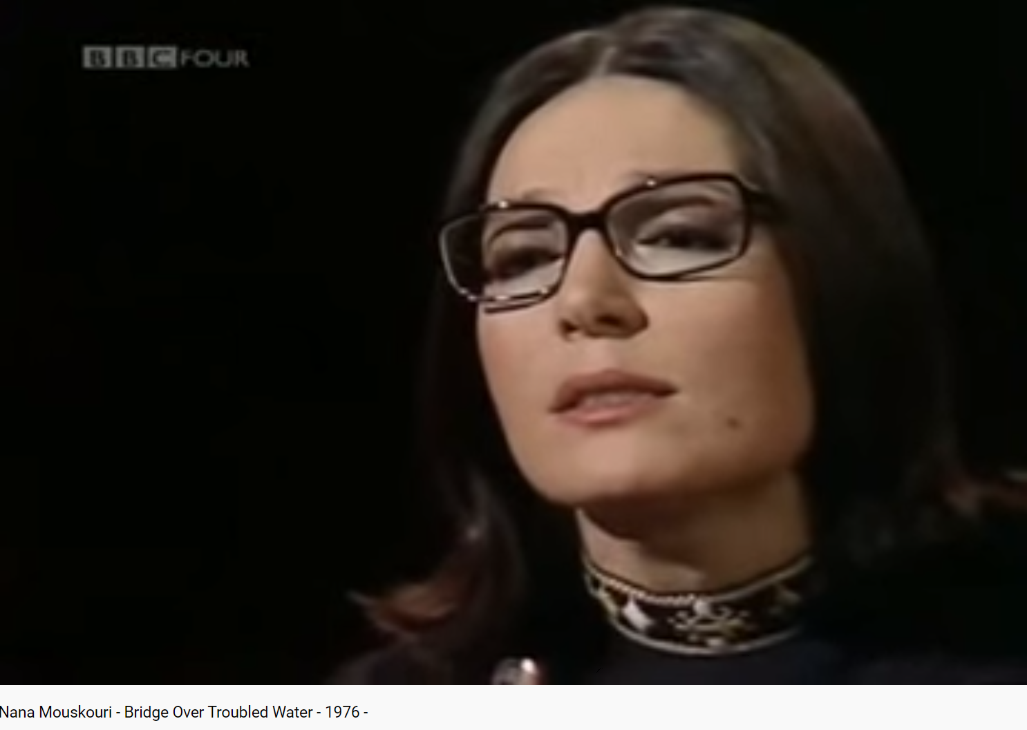 Nana Mouskouri Like a bridge over troubled water