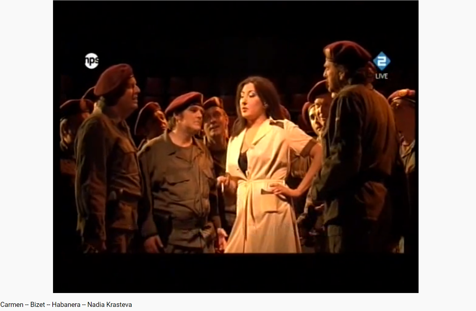 Bizet Carmen Carmen sois-gentille et au moins réponds nous